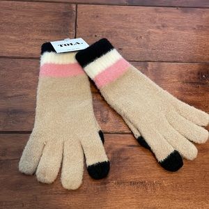 TOLA women’s gloves